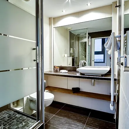 Apartmanhotel Lofts - Centre Ramblas 4*
