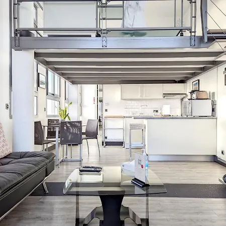 Lofts - Centre Ramblas Apartmanhotel